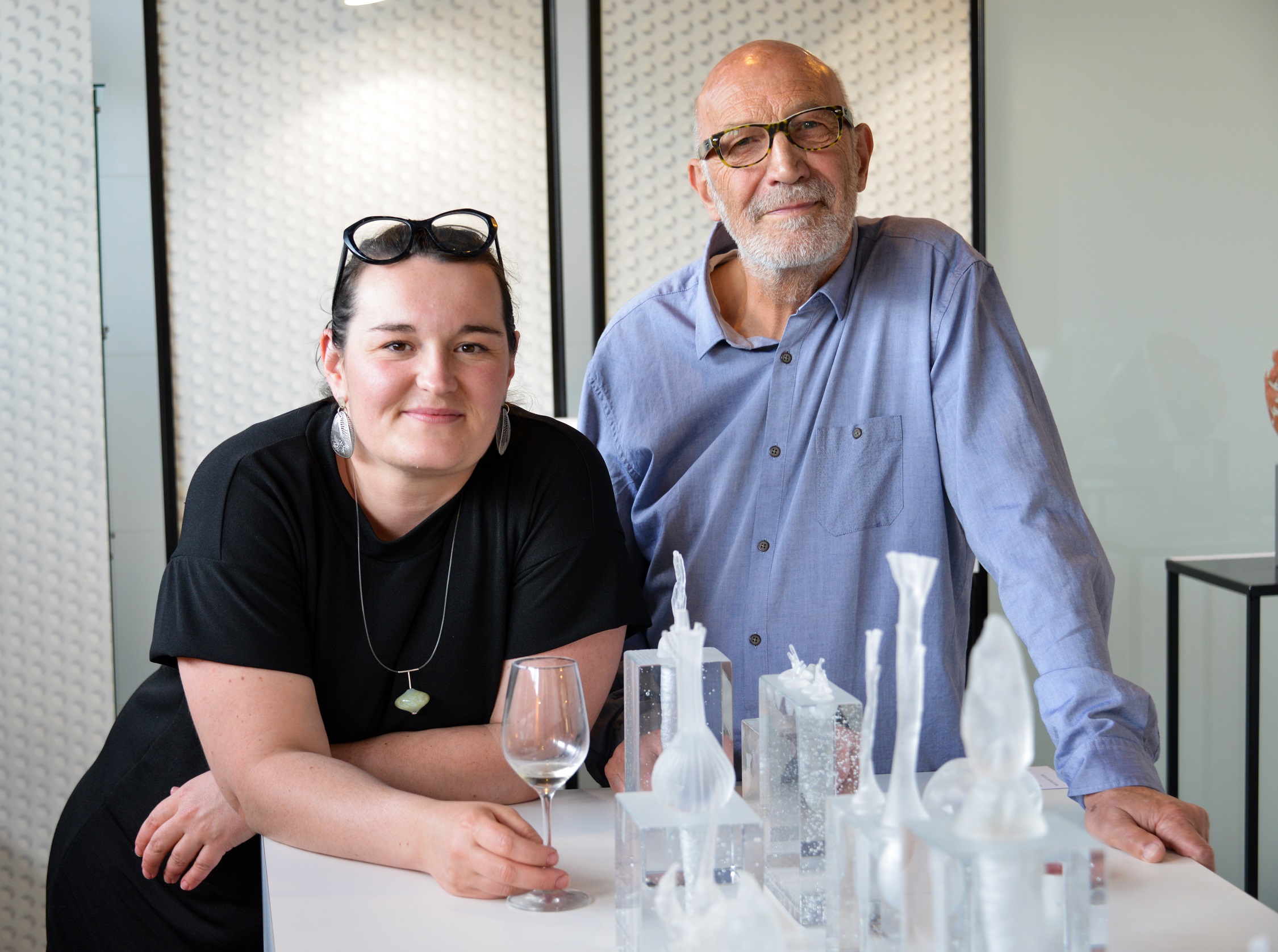 Galerie Barina - Pâte de verre et ardoise