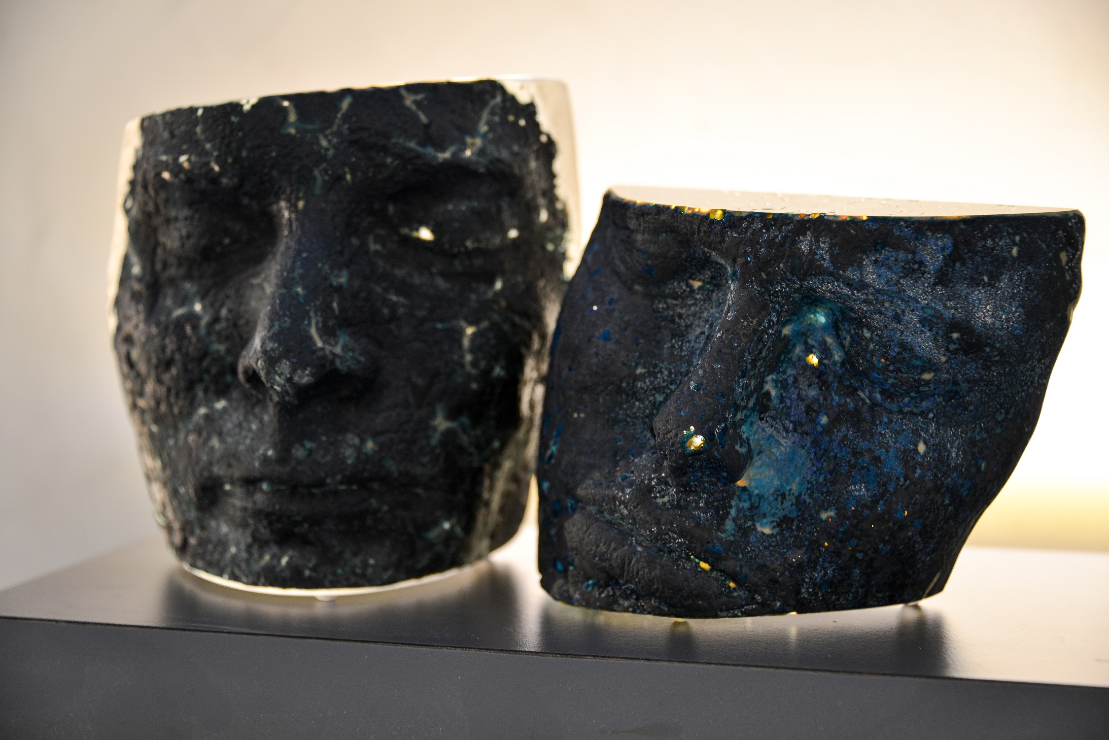 Galerie Barina - Pâte de verre et ardoise